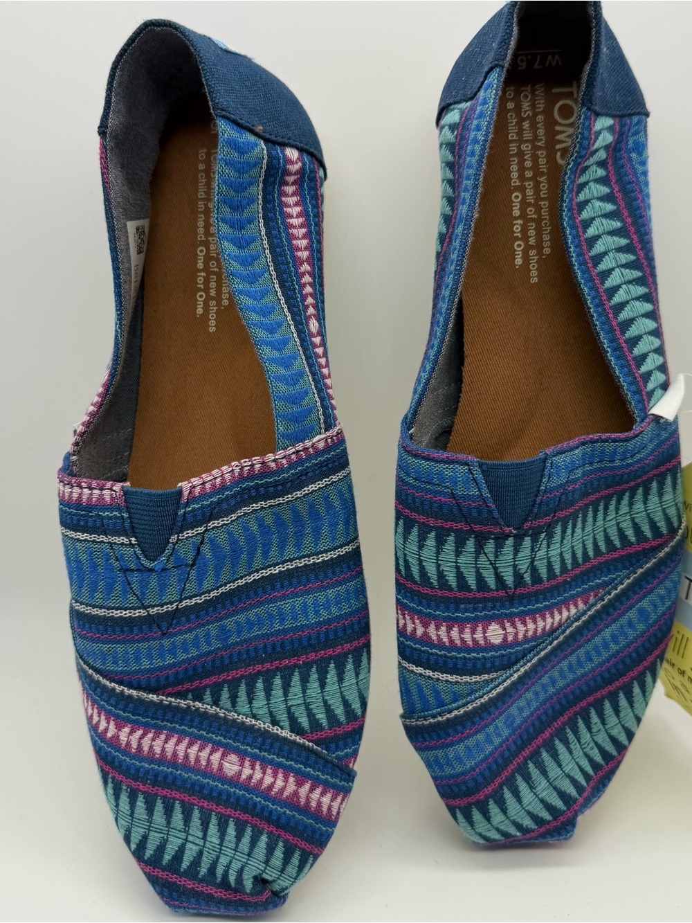 TOMS Cobalt Tribal Woven - Women's Blue Patterned Slip-On Shoes, size 7.5 NEW!